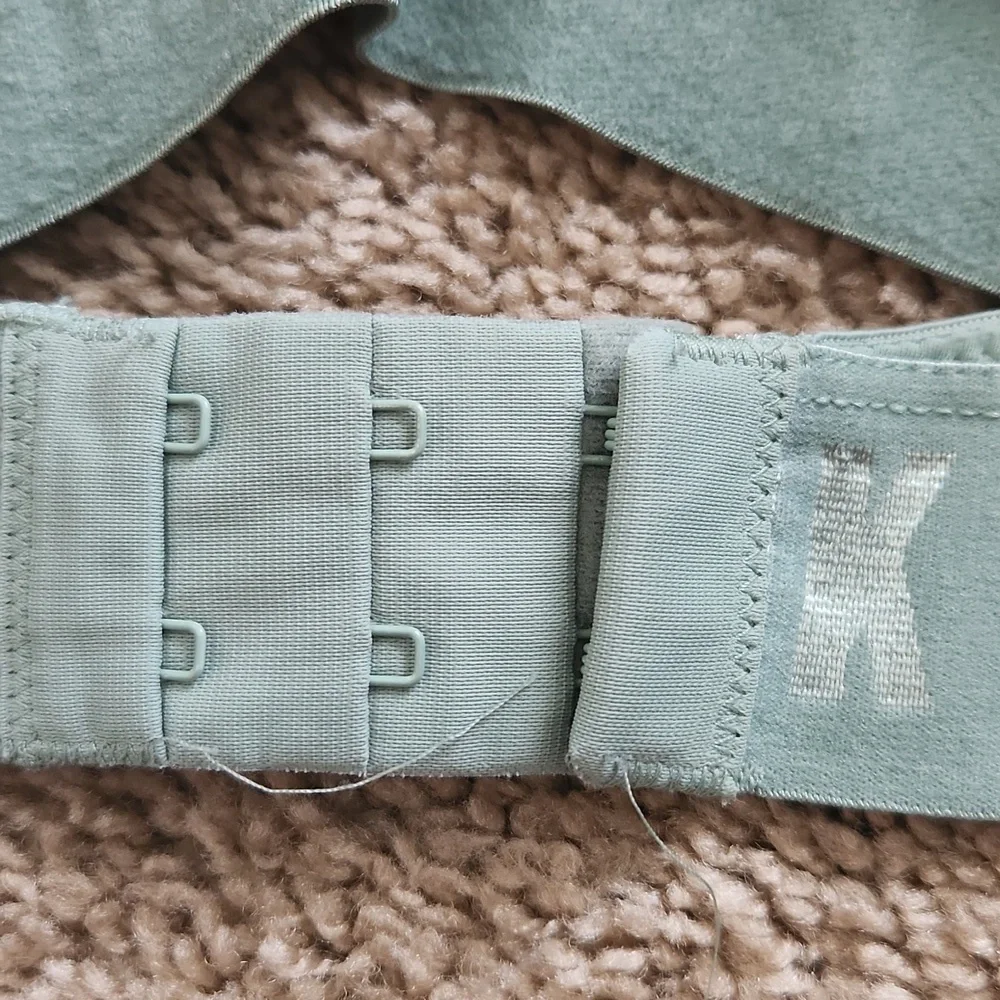 Bra - Picture 6 of 6